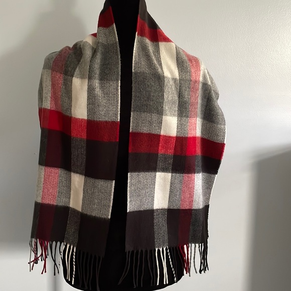 Plaid Winter Scarf - Cashmink - Picture 1 of 4